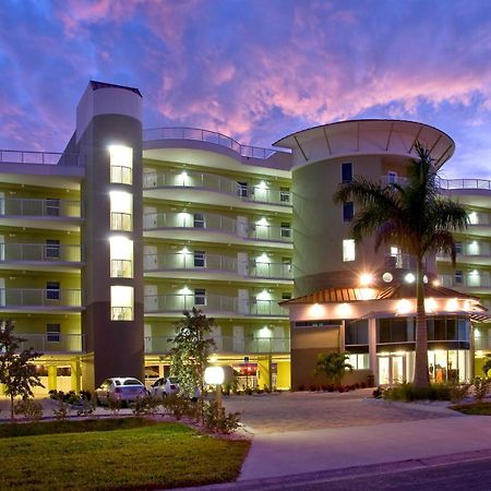 Crystal Palms Beach Resort St. Pete Beach Exterior photo